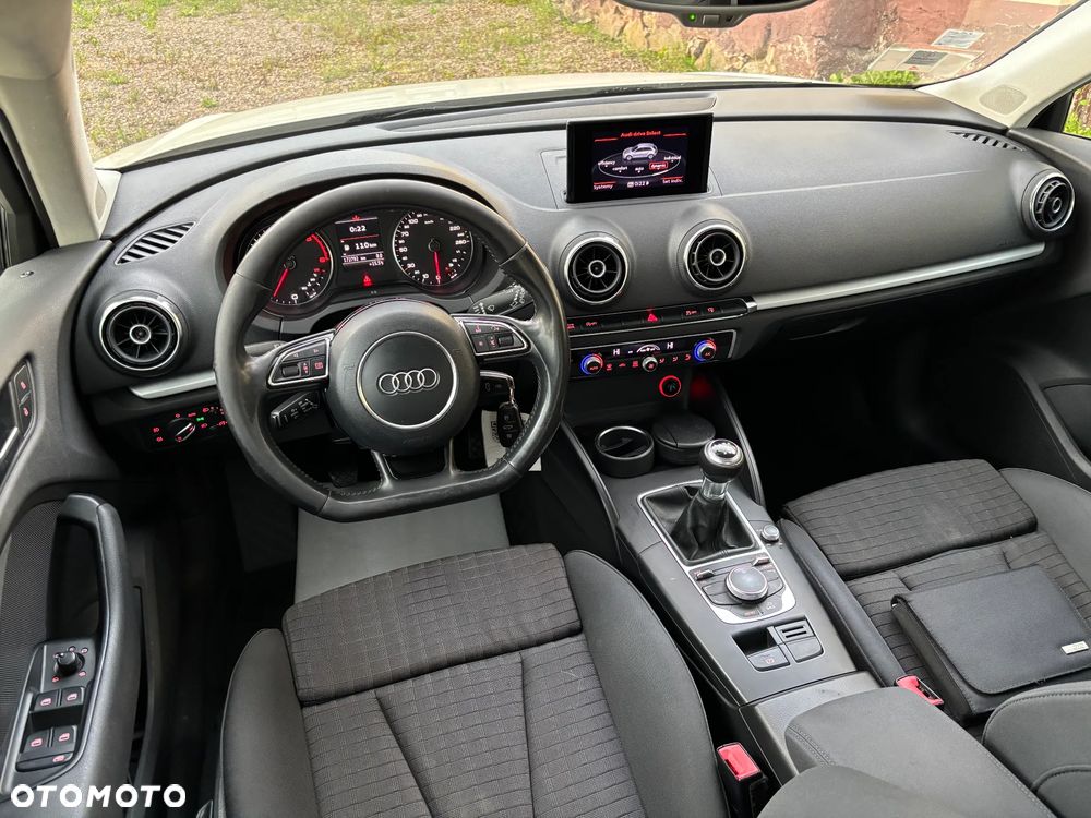 Audi A3 Sportback 1.6 TDI - 9
