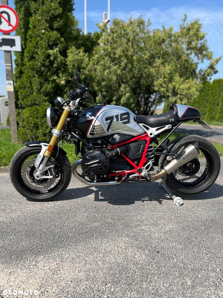 BMW R - 2