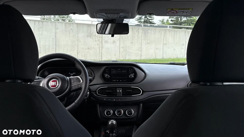 Fiat Tipo 1.4 16v Easy EU6d - 23