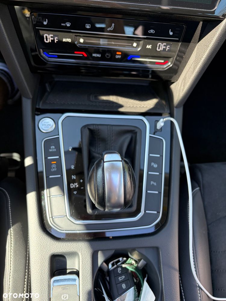 Volkswagen Passat 2.0 TSI Elegance DSG - 14