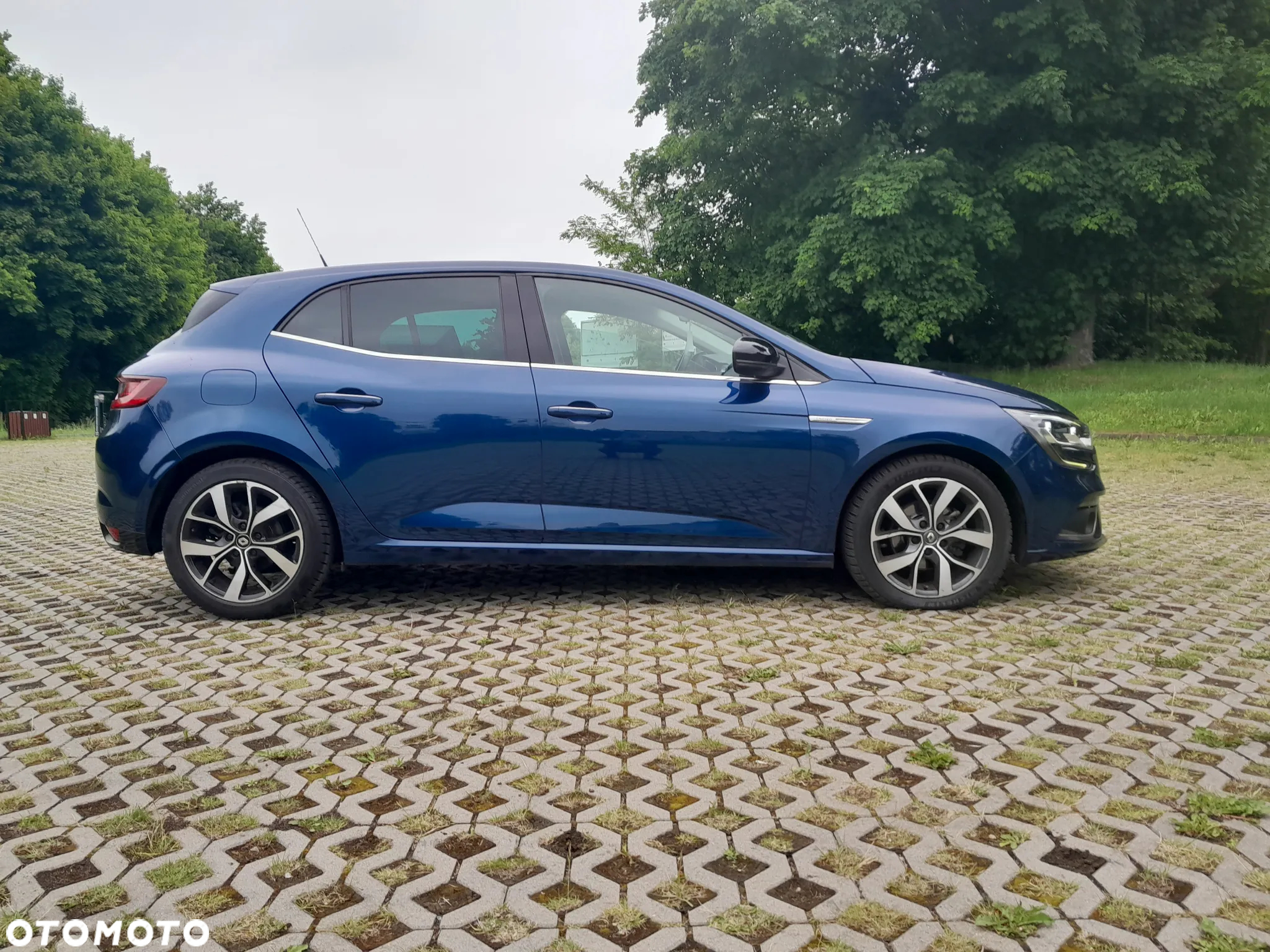 Renault Megane 1.5 dCi Limited EDC - 4