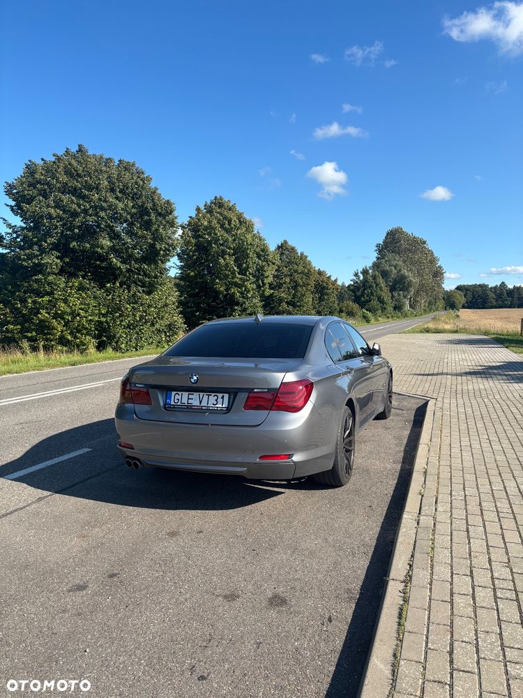 BMW Seria 7 730d - 2