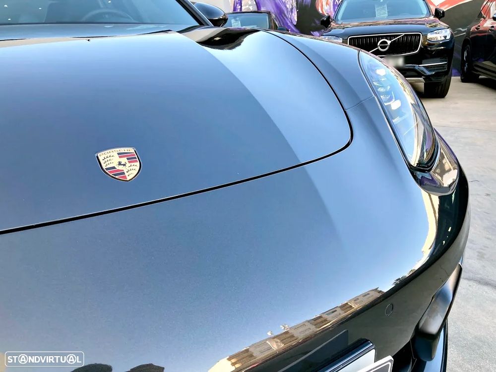 Porsche Panamera 4 E-Hybrid - 58