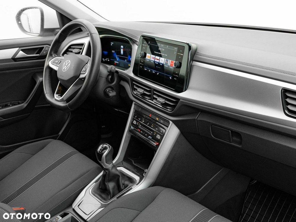 Volkswagen T-Roc 1.5 TSI Life - 32