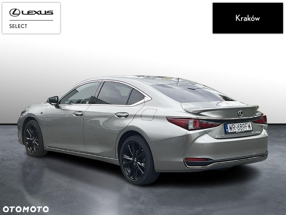 Lexus ES 300h F Sport Design - 3