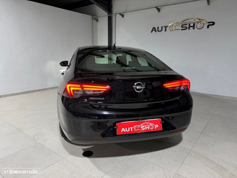 Opel Insignia Grand Sport - 19