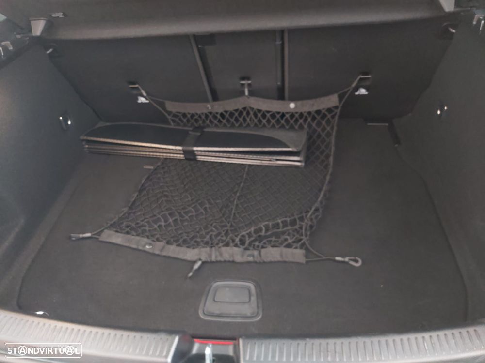 Mercedes-Benz A 200 d AMG Line Aut. - 25