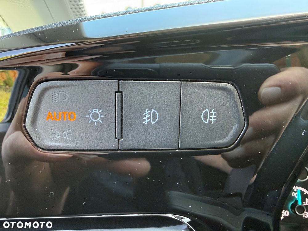 Ford Tourneo Connect Grand 2.0 EcoBlue Titanium - 24