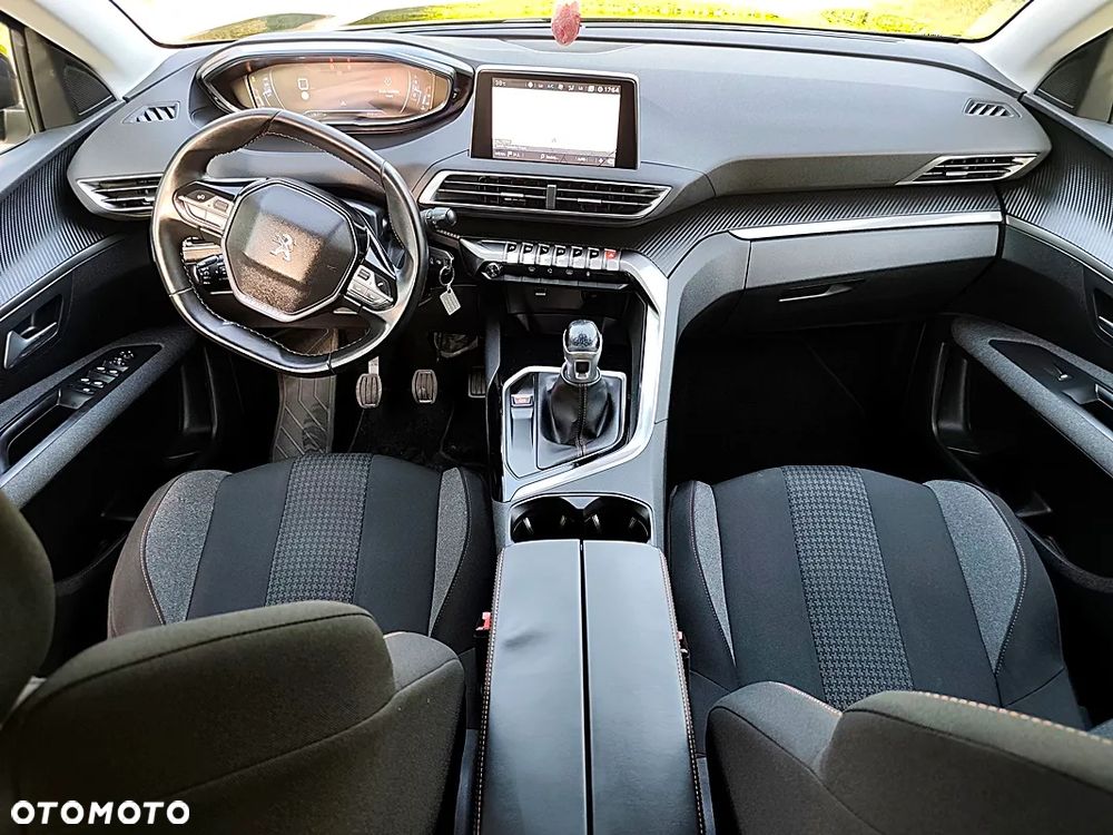 Peugeot 3008 PureTech 130 Stop & Start GPF Active - 21