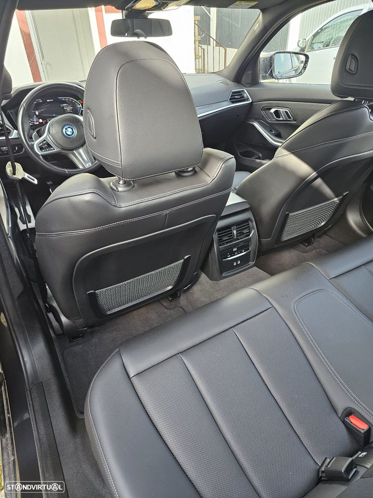 BMW 320 e Aut. M Sport - 10