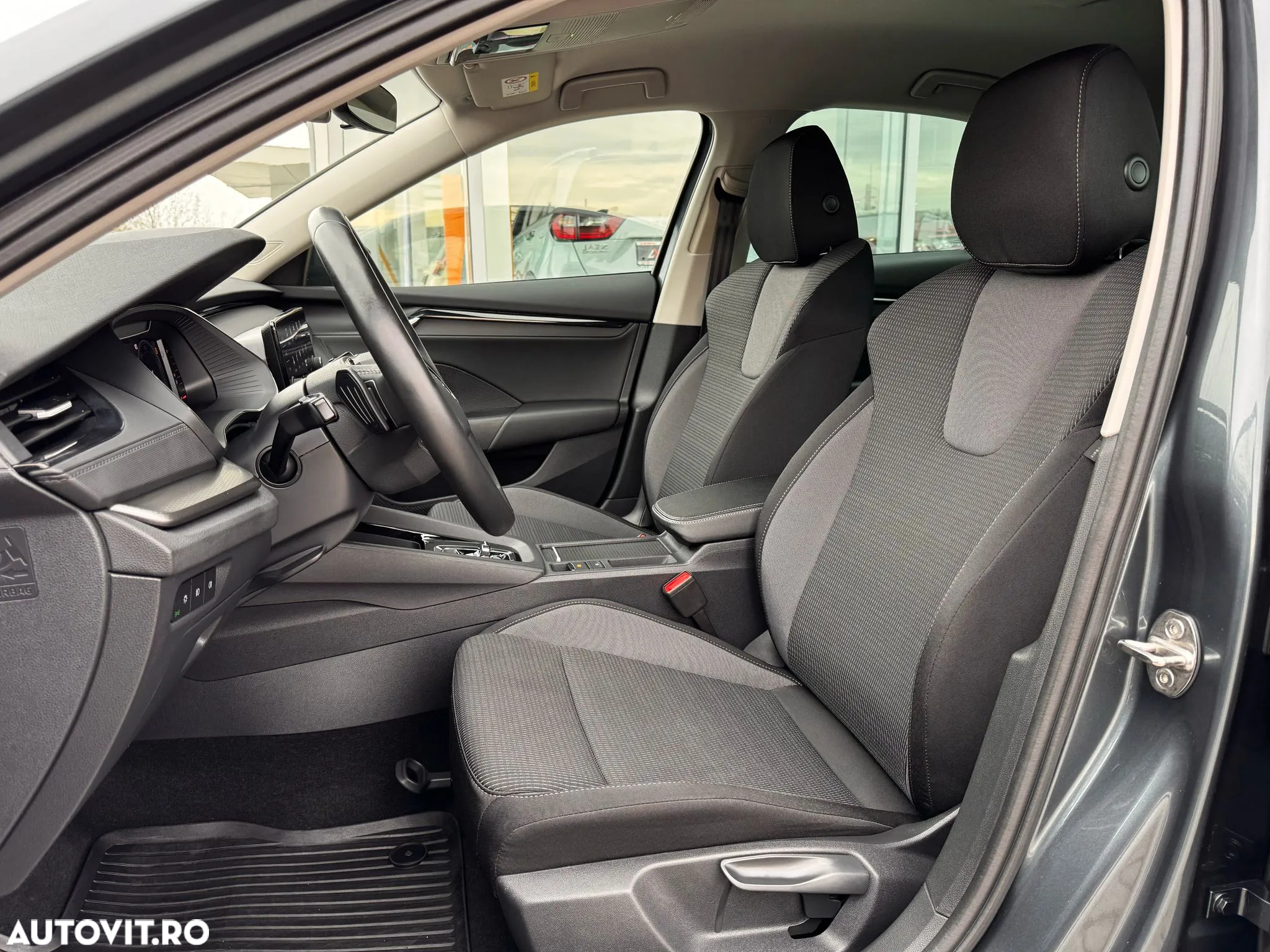 Skoda Octavia 2.0 TDI DSG Ambition - 12