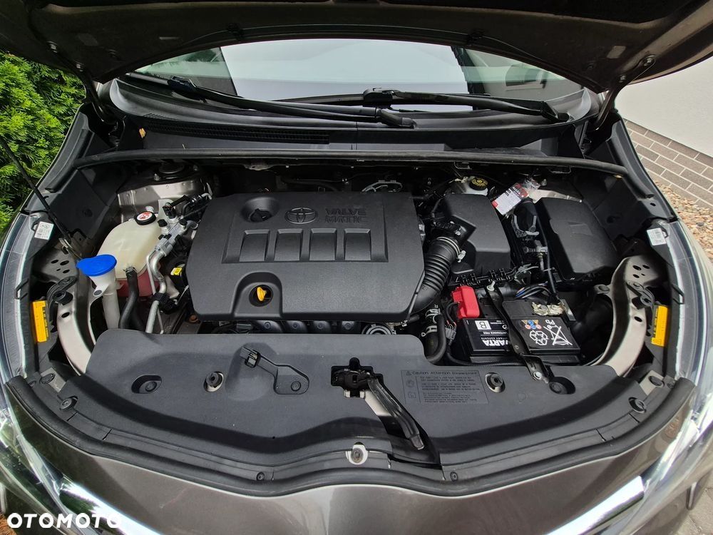 Toyota Verso 1.8 Prestige EU5 MS - 32