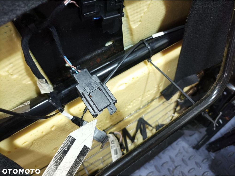 DACIA SANDERO II FOTELE KANAPA SIEDZISKO OPARCIE KOMPLET EU - 11