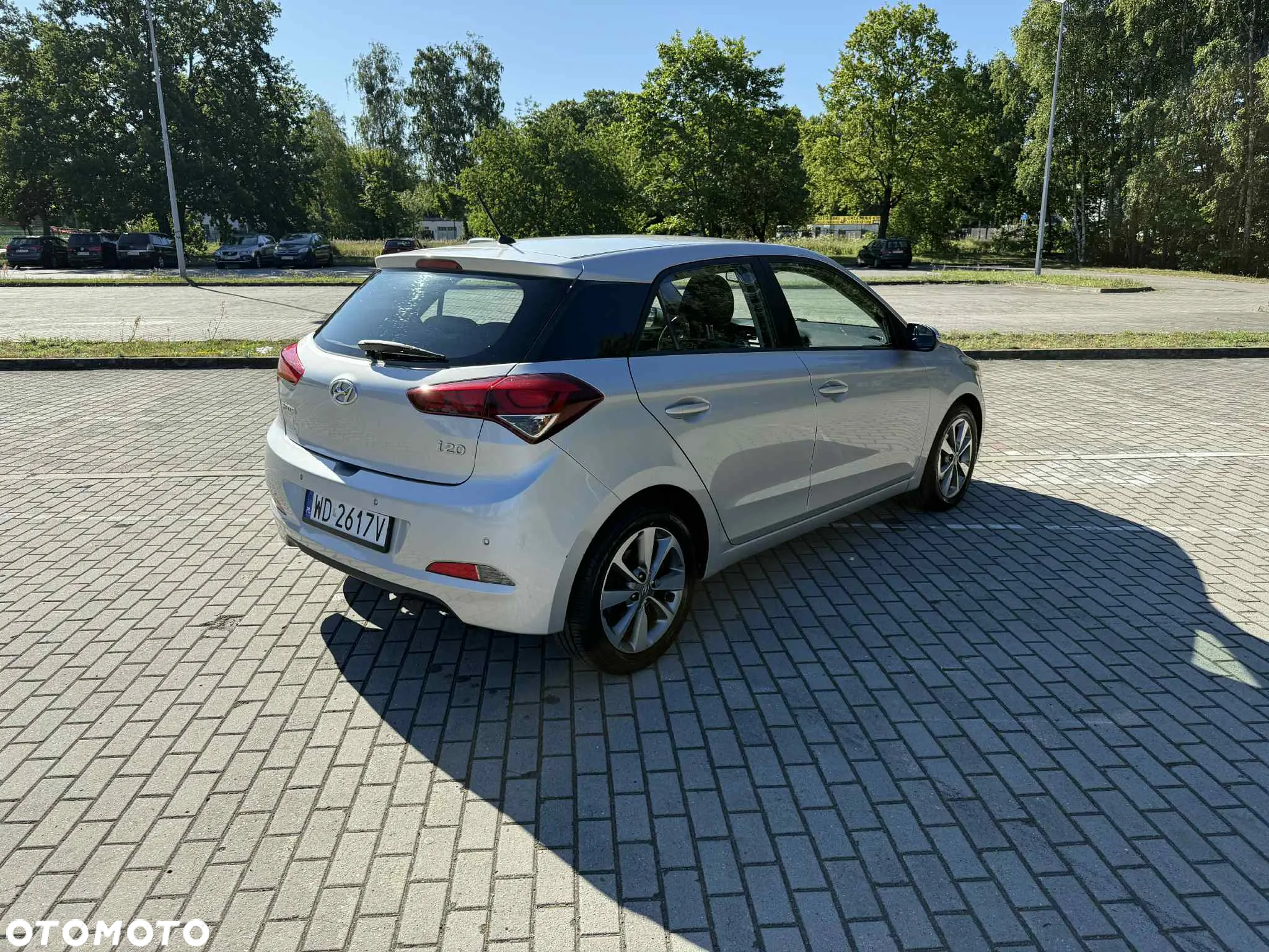 Hyundai i20 blue 1.2 YES Gold - 8