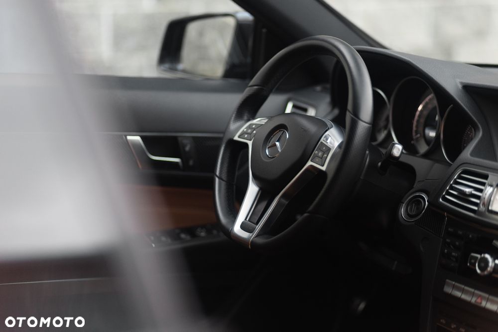 Mercedes-Benz Klasa E - 22