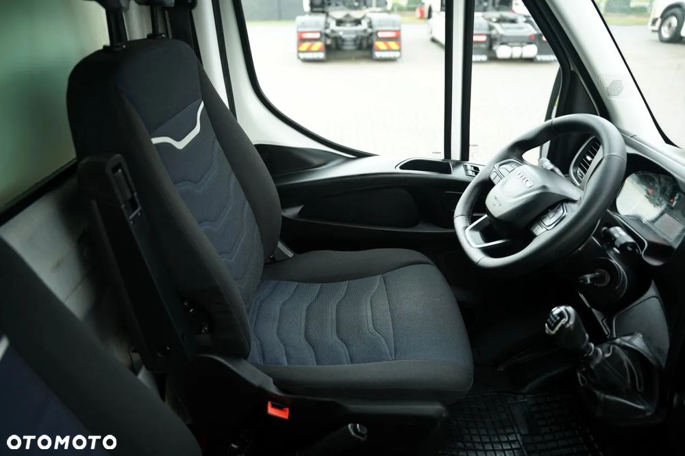Iveco DAILY 35-140 / KONTENER - 4,3 M / WINDA PALFINGER - 750 KG / SPROWADZONY - 26