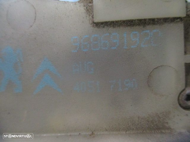 Fecho 968691920  40517190 CITROEN DS5 FASE 1 2013 2.0HDI 163CV 5P BRANCO FESQ 6 PINOS - 5