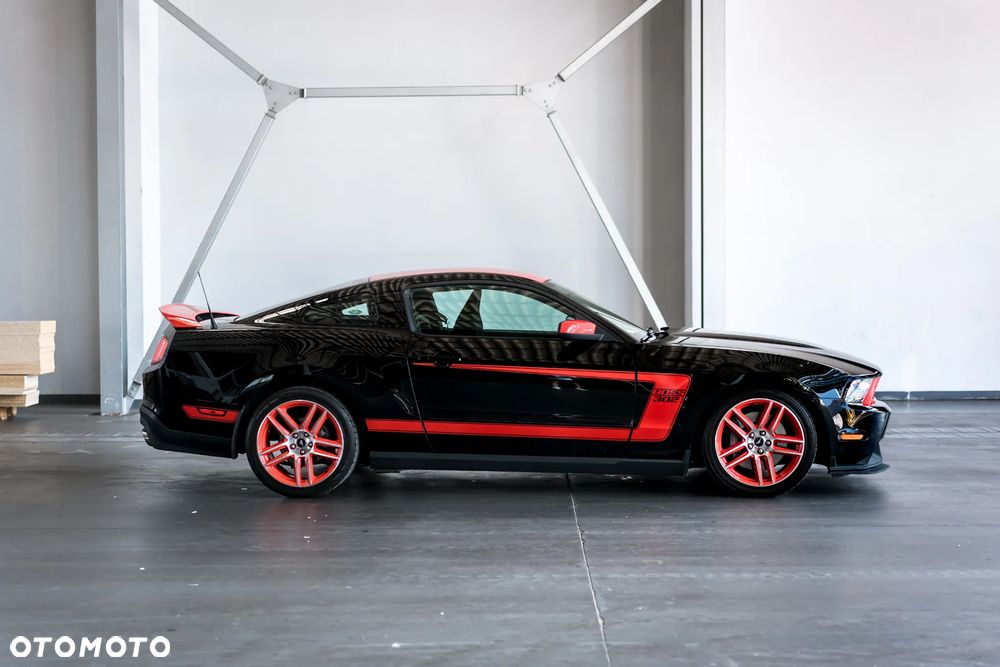Ford Mustang - 3
