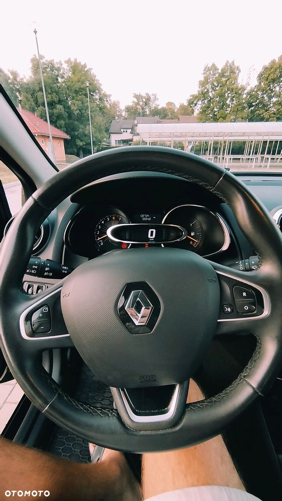 Renault Clio - 12