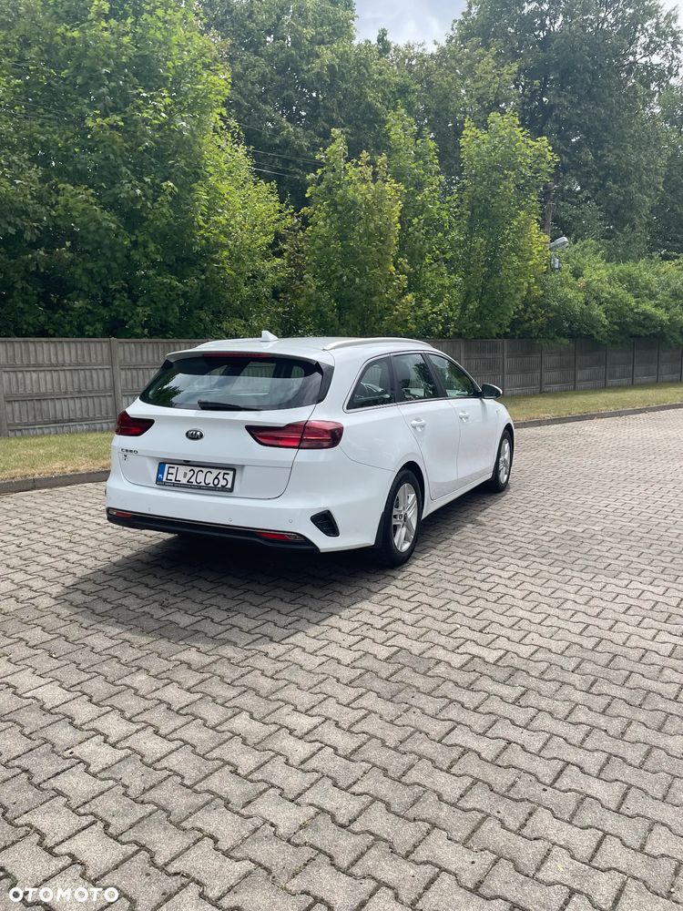 Kia Ceed 1.5 T-GDI M - 6