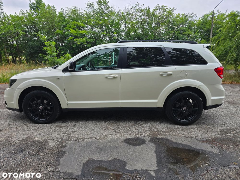 Fiat Freemont 2.0 Multijet Black Code AWD - 11
