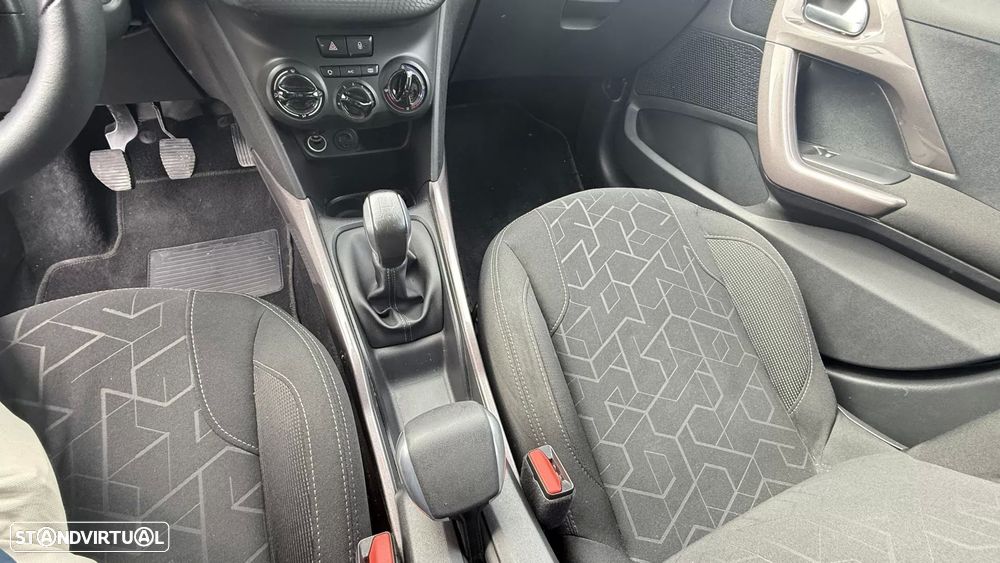 Peugeot 2008 1.2 PureTech Style - 21