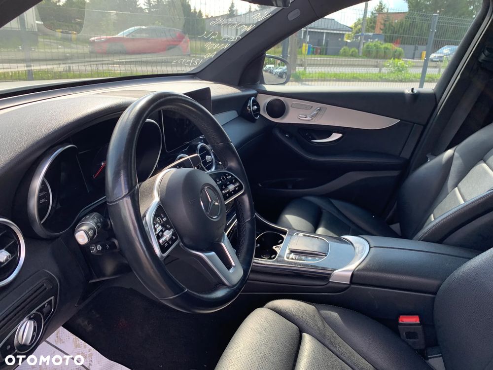 Mercedes-Benz GLC 300 4Matic 9G-TRONIC Edition Avantgarde - 9