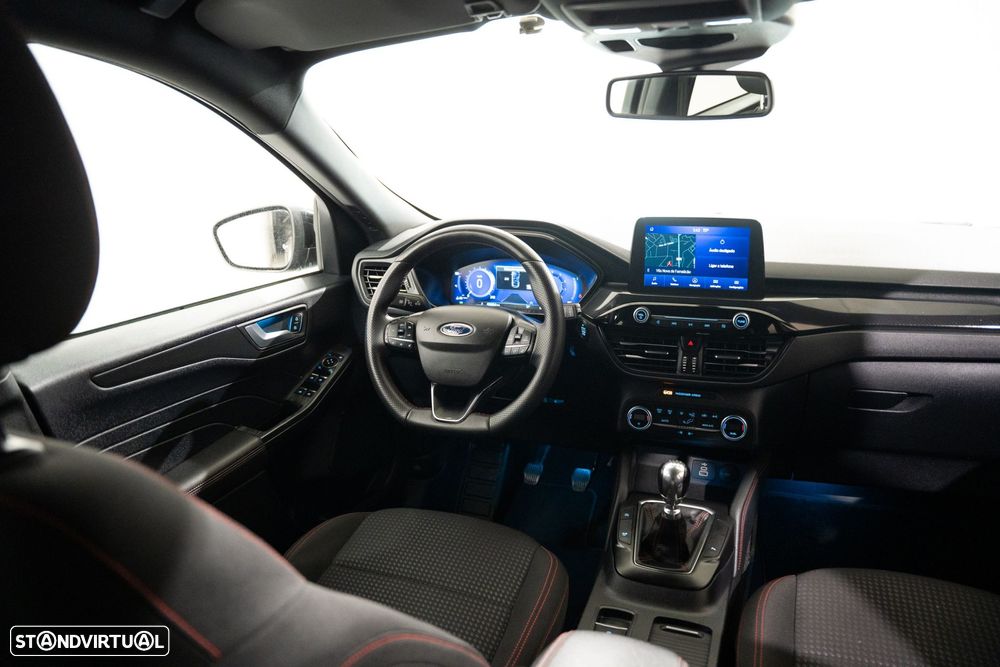 Ford Kuga 1.5 EcoBoost ST-Line - 4