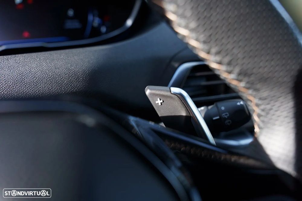 Peugeot 3008 BlueHDi 130 Stop & Start EAT8 GT Pack - 24