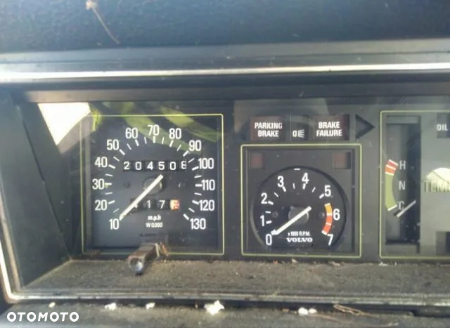 Volvo Inny - 15