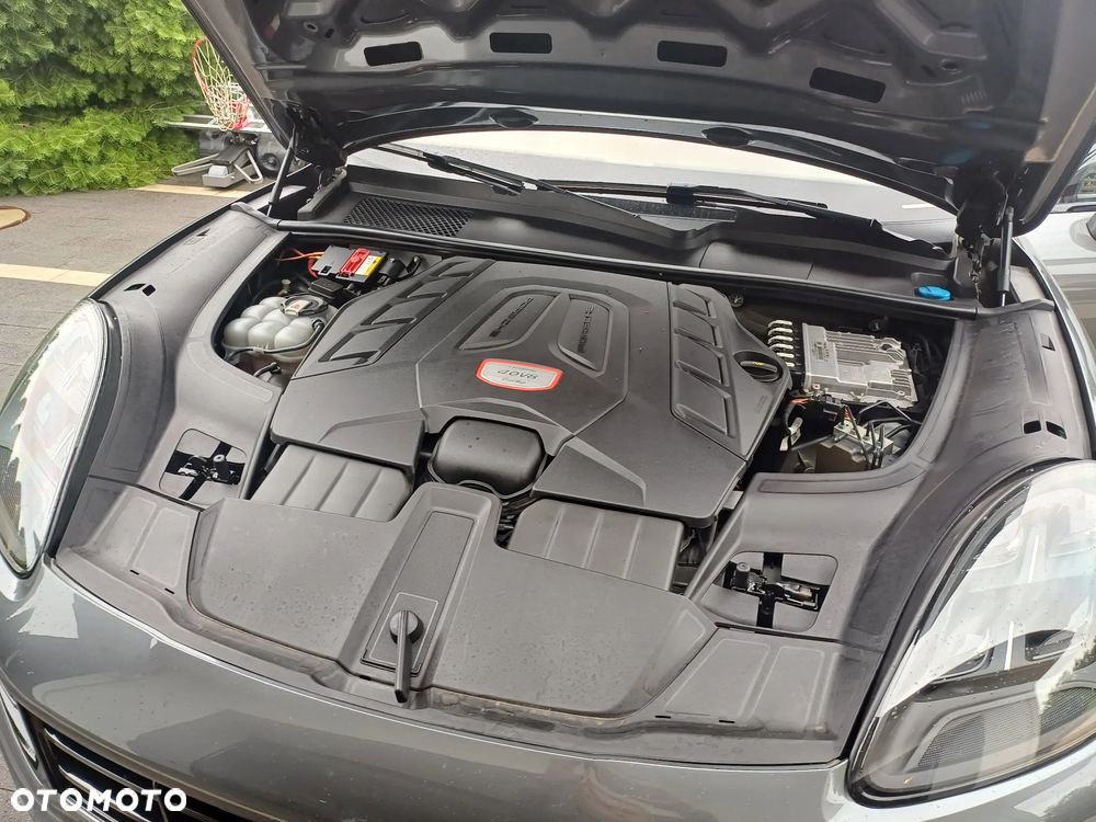 Porsche Cayenne Turbo Tiptronic S - 31