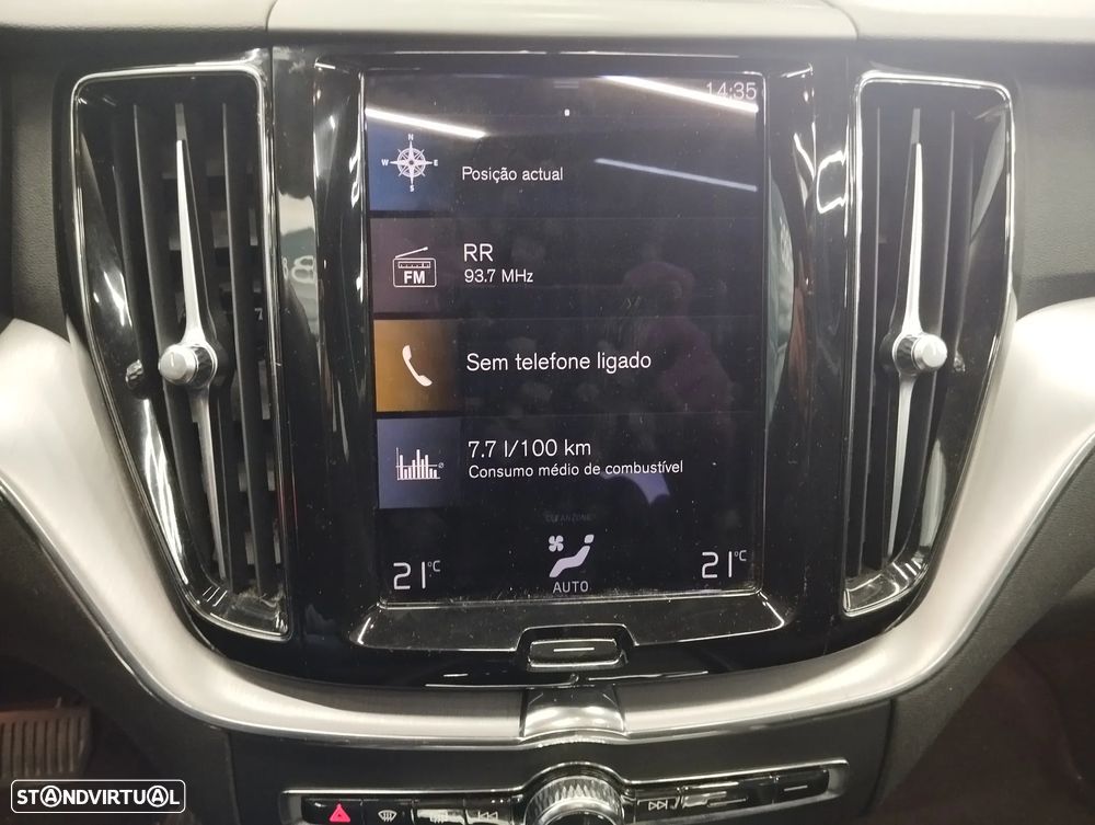 Volvo XC 60 2.0 T6 PHEV Inscription AWD - 34