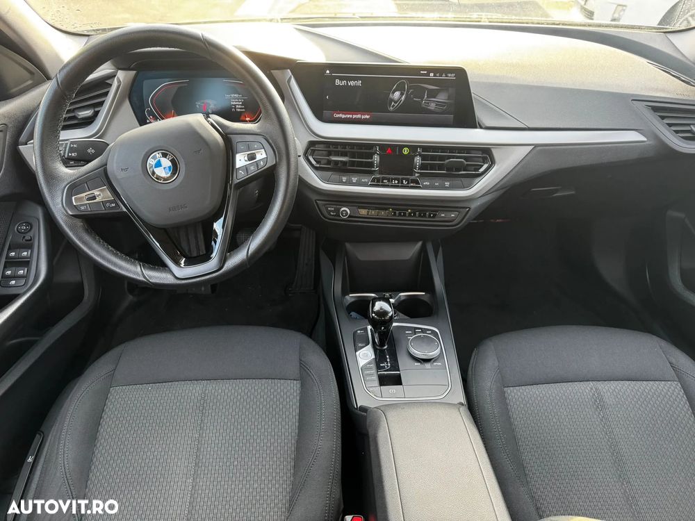BMW Seria 1 118i Aut. - 11