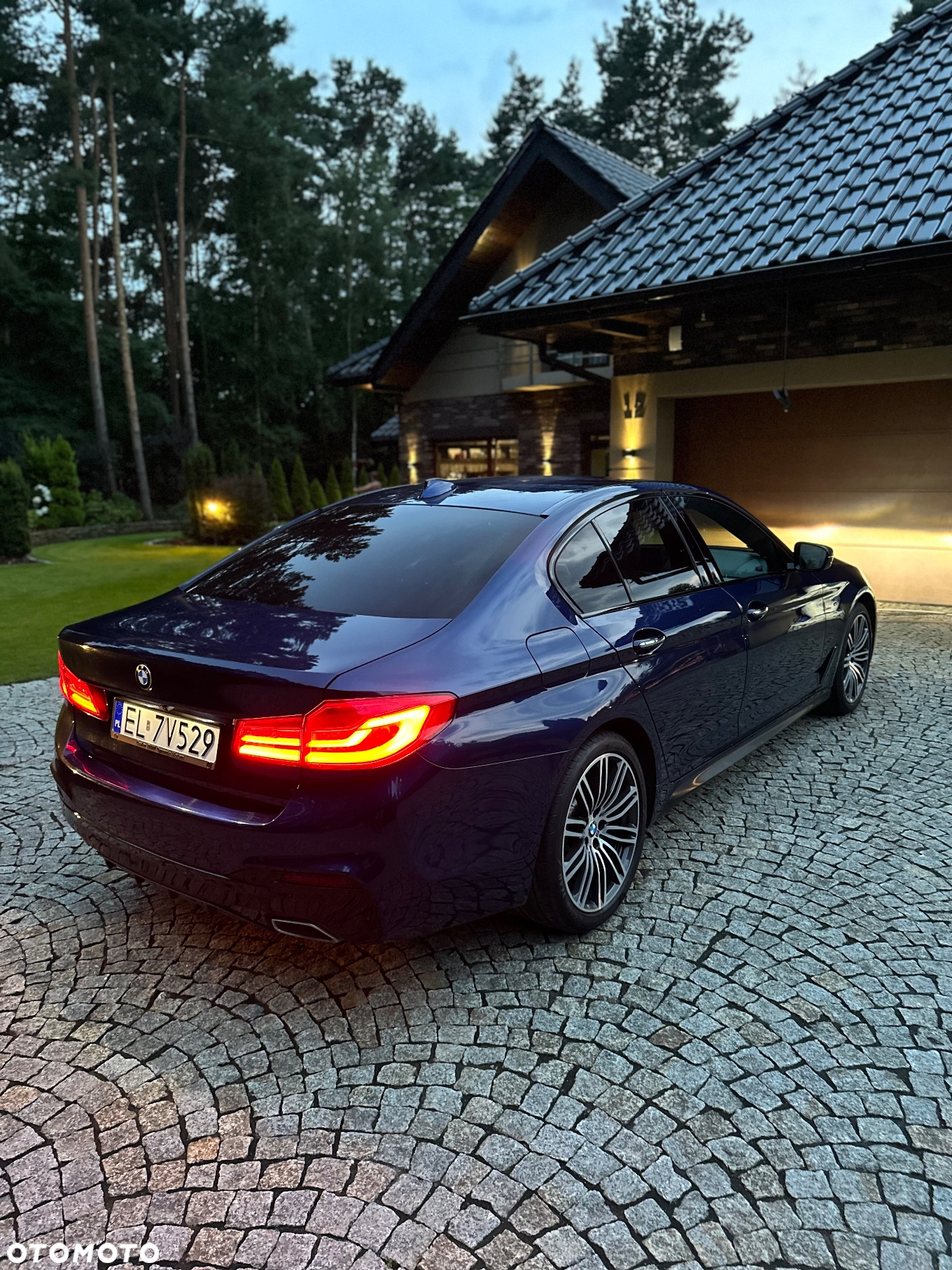 BMW Seria 5 520d xDrive - 2