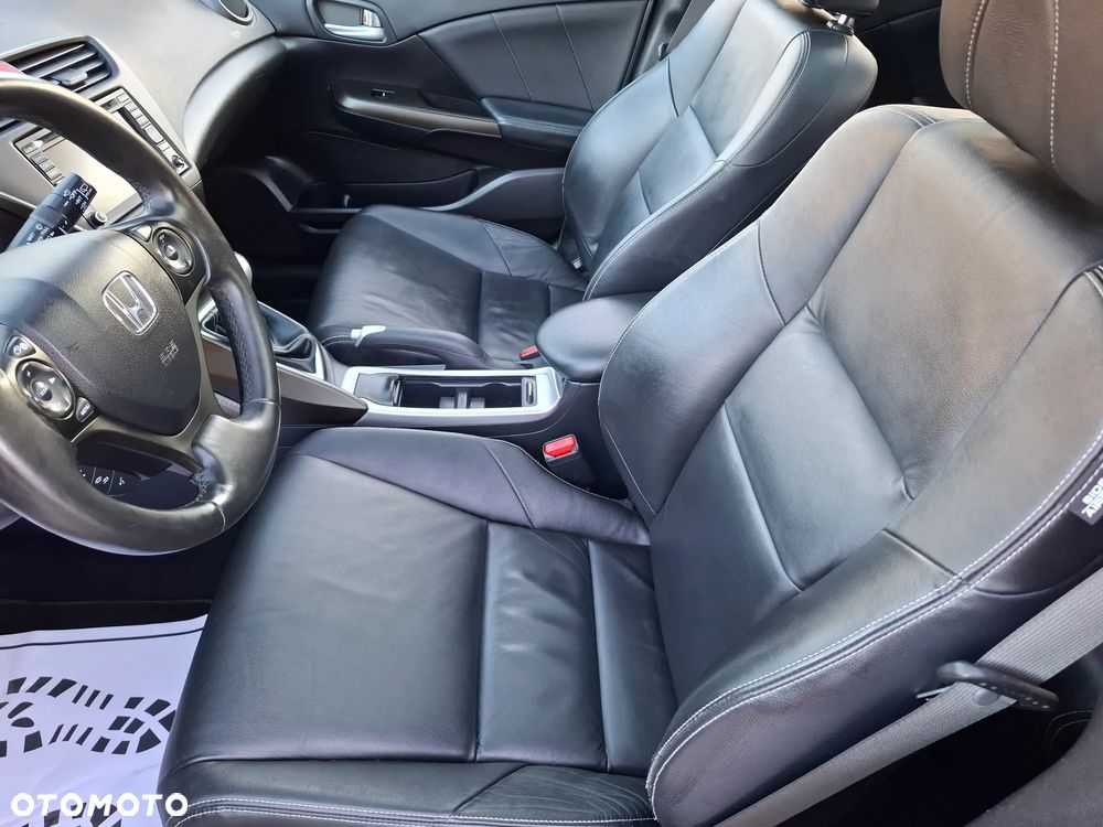 Honda Civic 1.8 Executive - 15