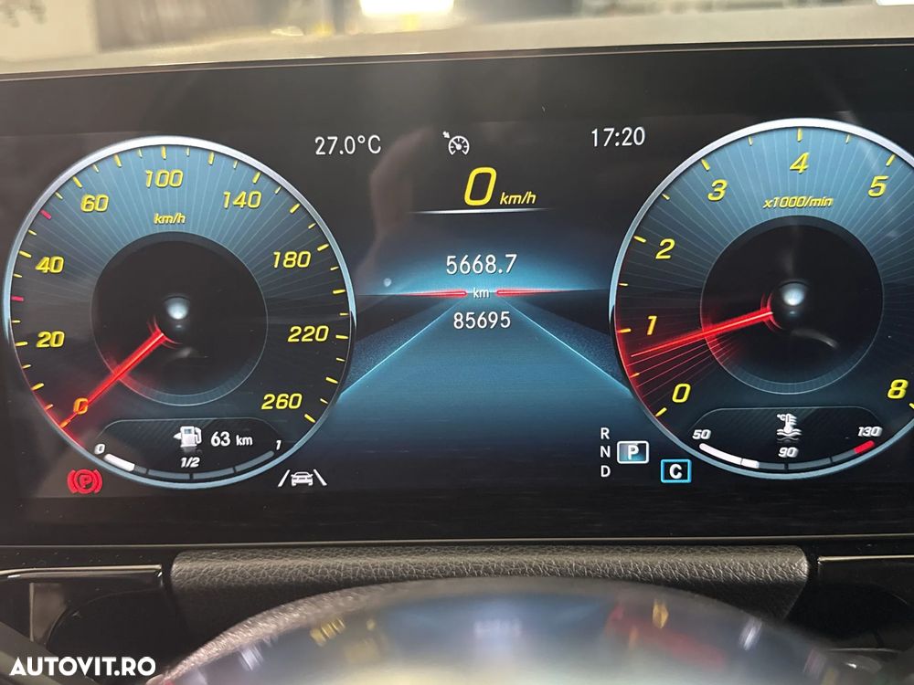 Mercedes-Benz GLA ver-250-4matic-7g--dct-amg-line - 11