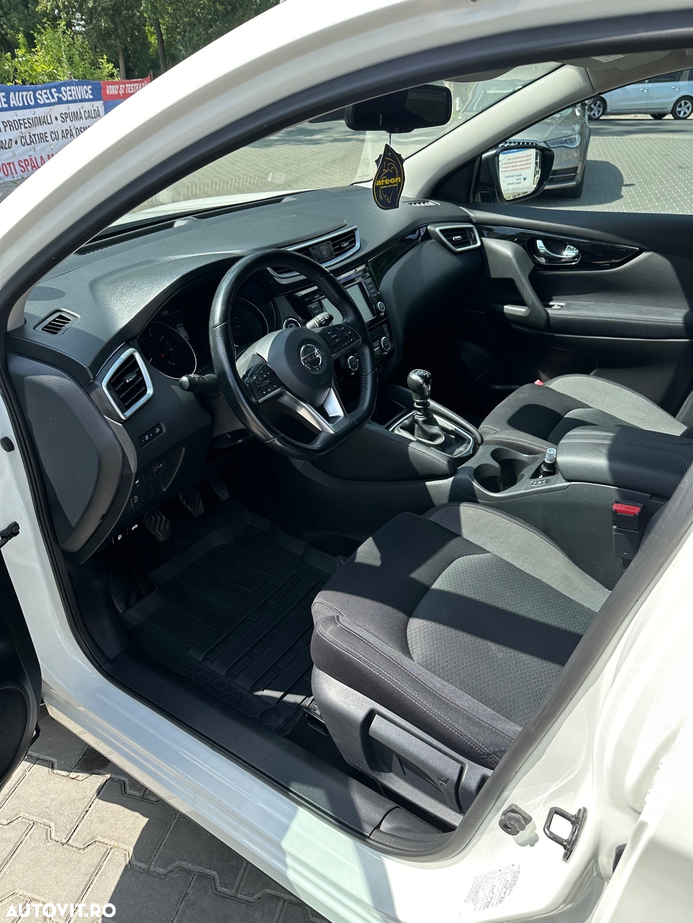Nissan Qashqai 1.3 157CP 2WD N-Connecta - 10