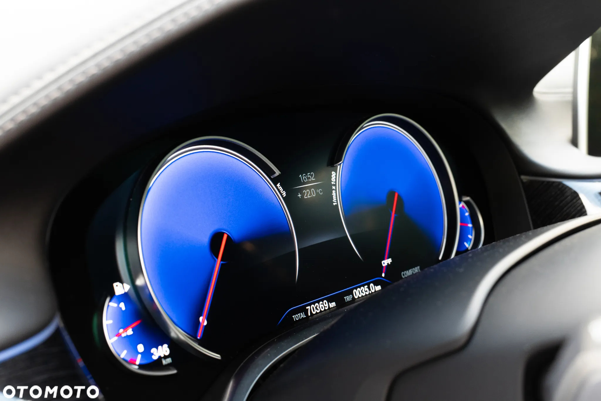 BMW Seria 7 740Li - 25