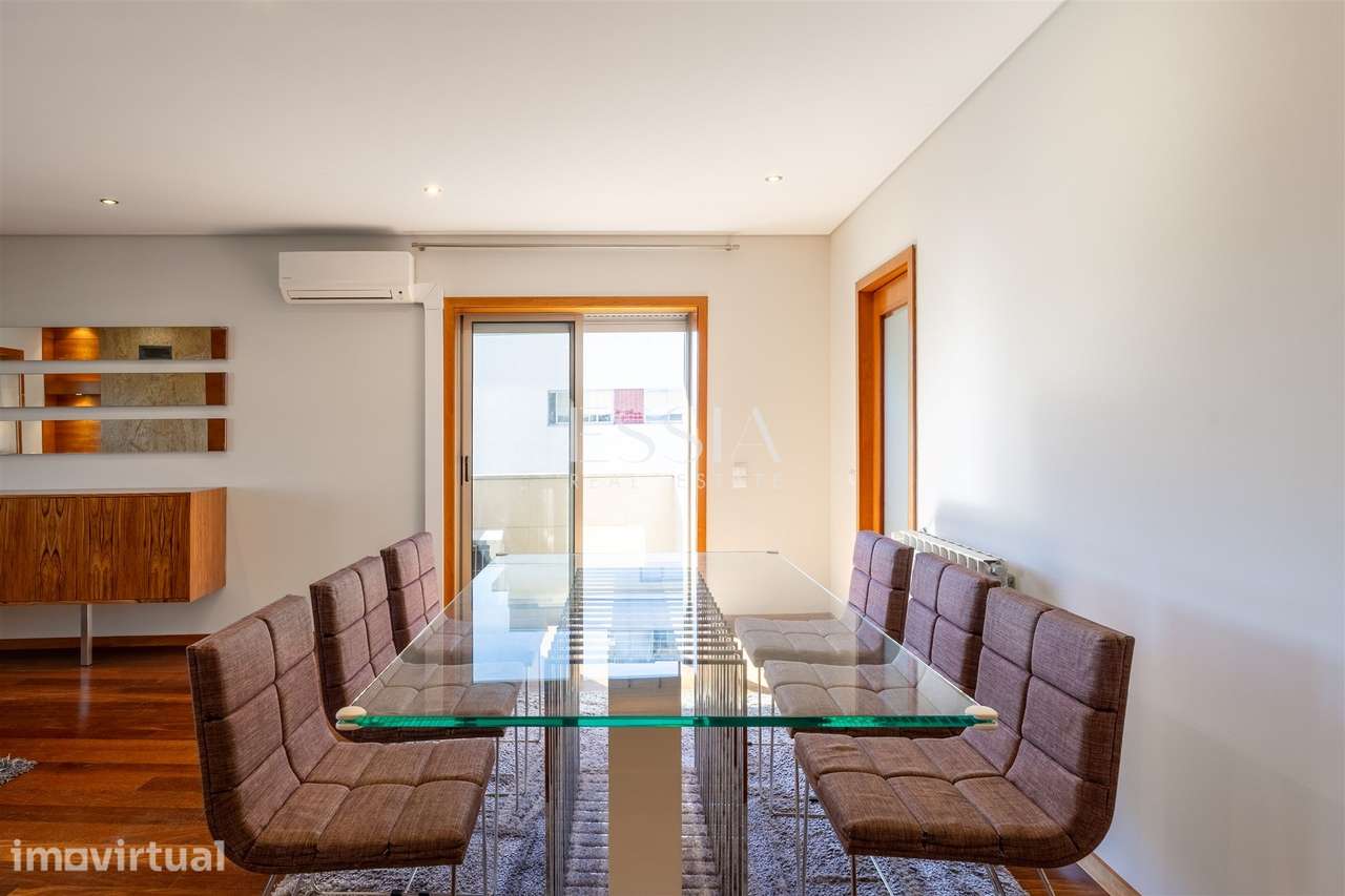 Apartamento T3 Mobilado com garagem em Paranhos  Pólo Universitário - Grande imagem: 3/36