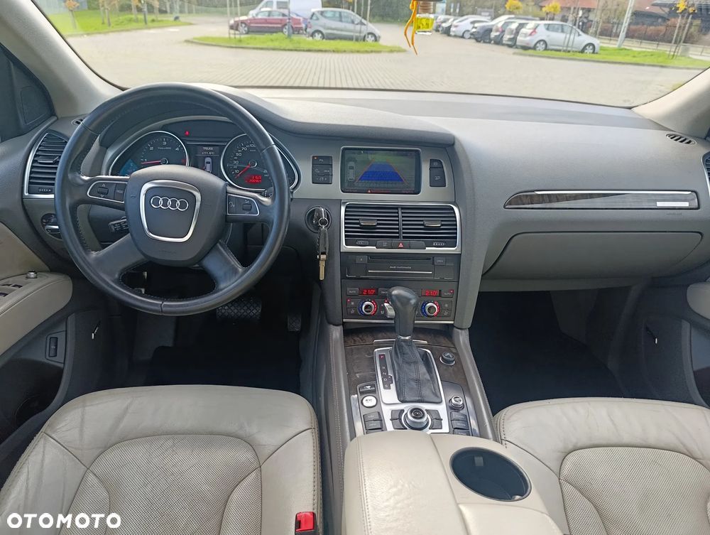 Audi Q7 3.0 TDI DPF Quattro Tiptronic - 23