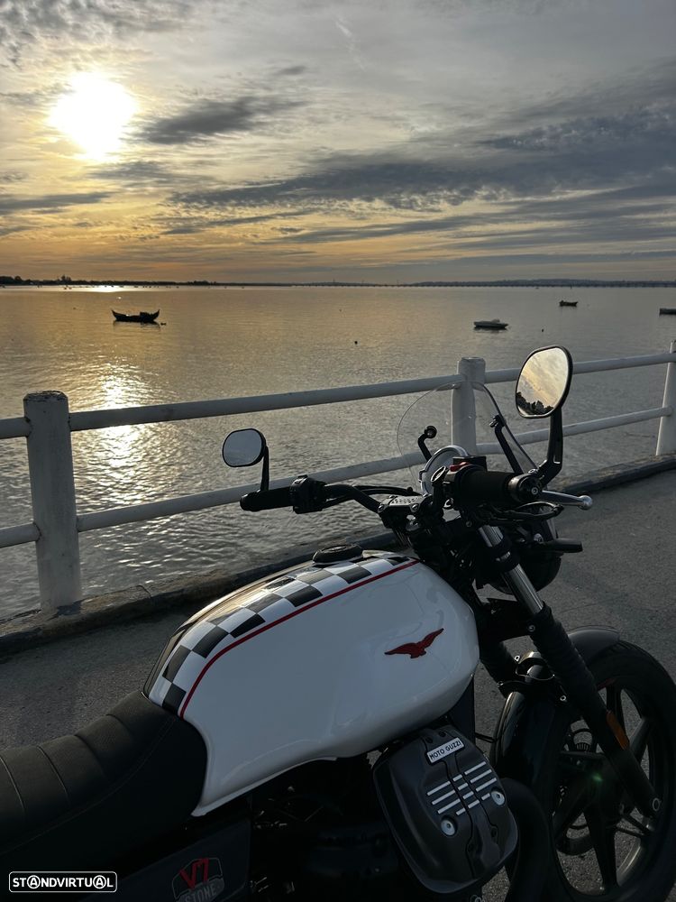 Moto Guzzi V7 Stone Ten Nova - 5