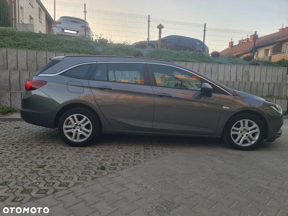 Opel Astra - 3