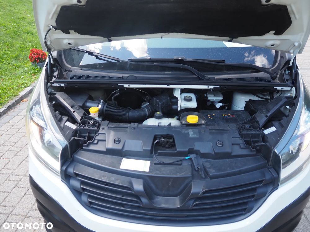 Renault trafic - 18