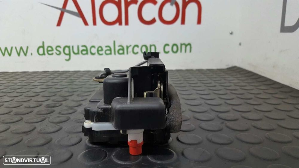 FECHADURA PORTA TRASEIRA DIREITA PEUGEOT 607 (S1) 2.0 HDI FAP CAT - 5