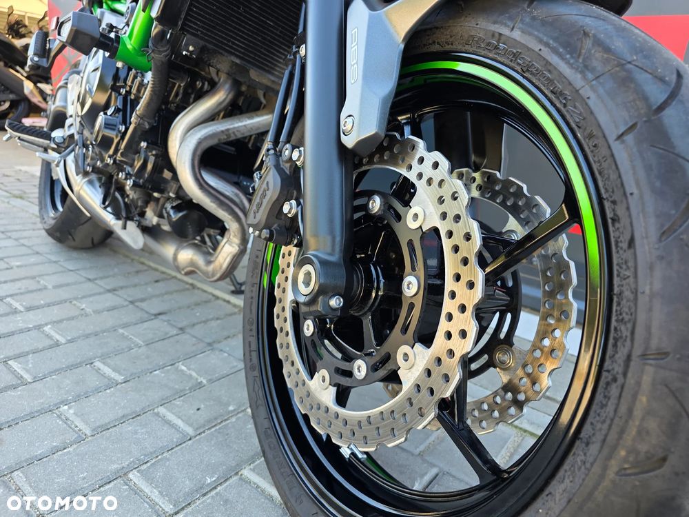Kawasaki Z 650 - 25