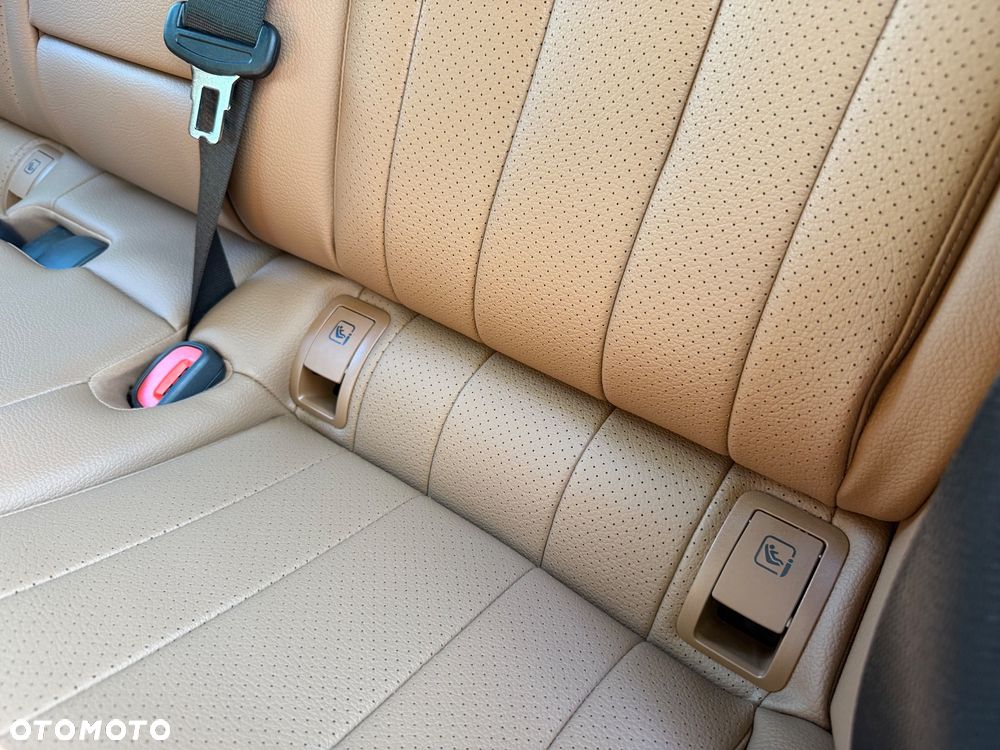 Mercedes-Benz Klasa E 220 d mHEV 4-Matic Avantgarde 9G-Tronic - 30