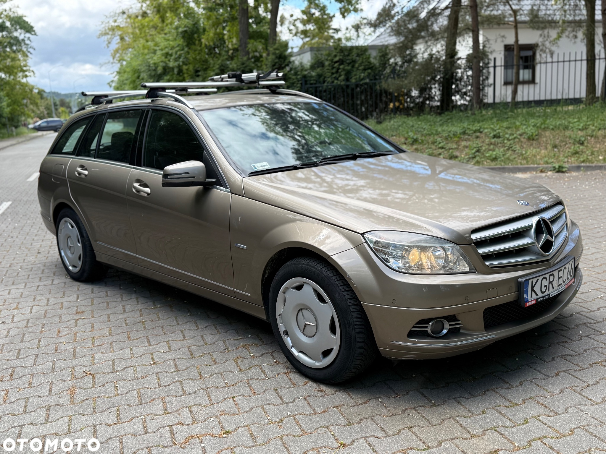 Mercedes-Benz Klasa C 220 T CDI DPF (BlueEFFICIENCY) Avantgarde - 6