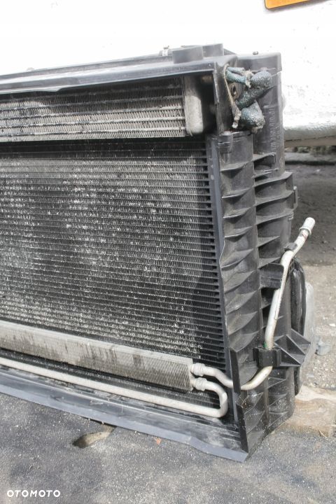 chłodnice BMW E65 E66 4,8 750 - 2