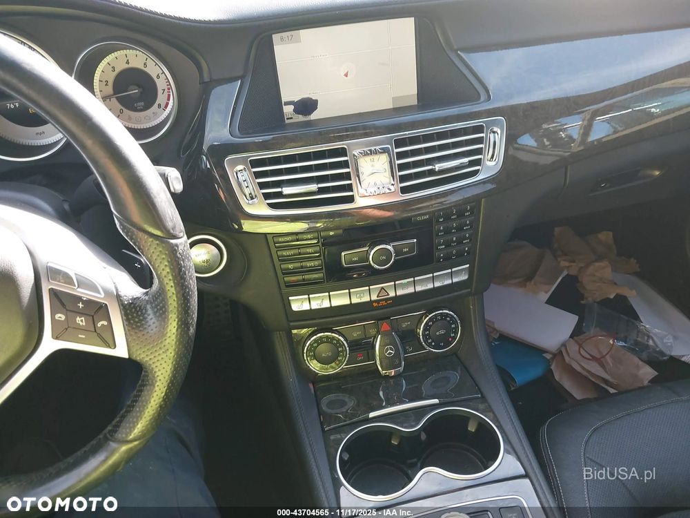 Mercedes-Benz CLS - 12