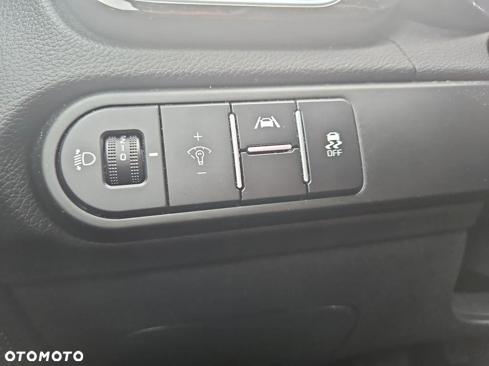Kia XCeed 1.6 T-GDI Tribute DCT - 16